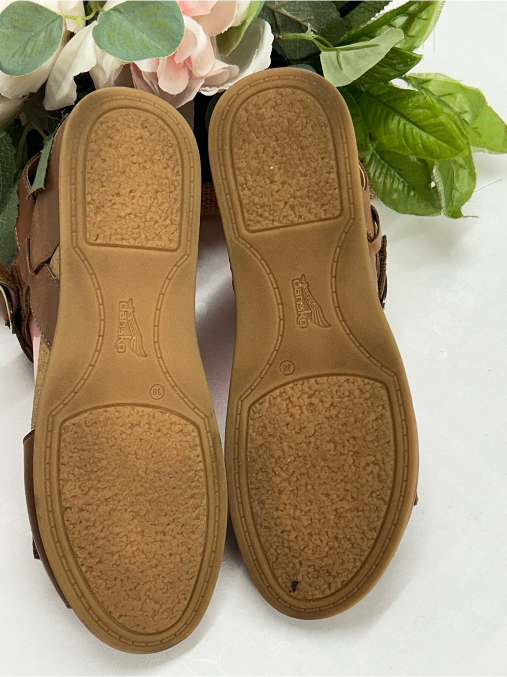 Comfort Buckle Women's Brown Open-Toe Sandals - Picture 3 of 5